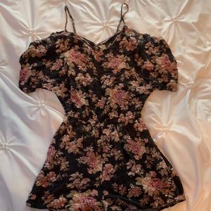 Floral skinny strap off the shoulder romper american eagle XXS